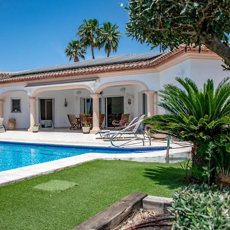 Villas Guzman - Acacias Бениса Екстериор снимка