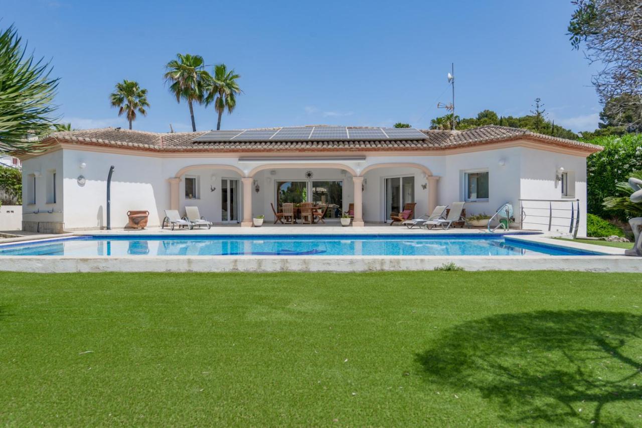 Villas Guzman - Acacias Бениса Екстериор снимка